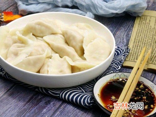 为什么饺子煮熟会浮起来,煮熟的饺子为什么会浮起来