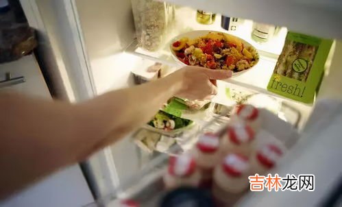 十种隔夜菜不能吃,隔夜菜致病，哪些菜宁可扔掉，也不要吃呢？