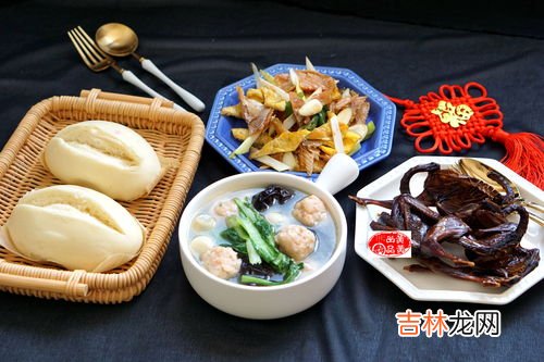 一日三餐的营养搭配表,一日三餐标准食谱