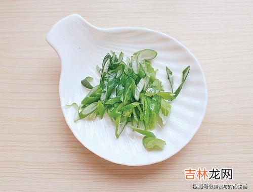 水芹菜叶子能吃吗,水芹菜叶子能吃吗