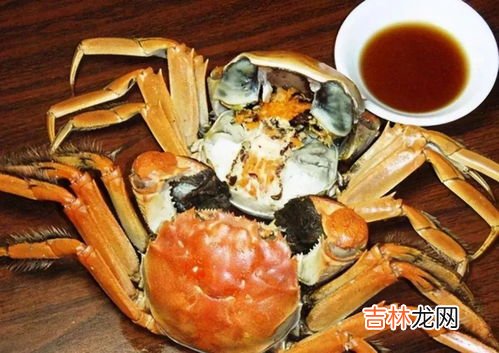 螃蟹吃什么食物好养活,螃蟹吃什么食物，螃蟹吃什么食物好养活