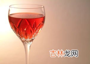 鸡尾酒是饮料还是酒,鸡尾酒是什么酒