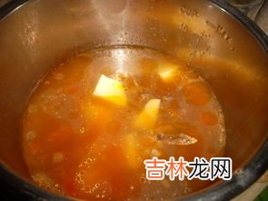 西红柿炖排骨,番茄炖排骨可以加些什么菜