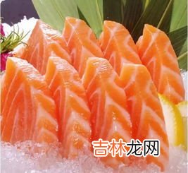 虹鳟鱼是三文鱼吗,很多人分不清虹鳟鱼与三文鱼，虹鳟鱼与三文鱼有什么区别呢？