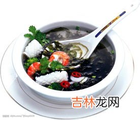 紫菜泡水后为什么是紫红色的,紫菜汤的颜色是红紫色正常吗