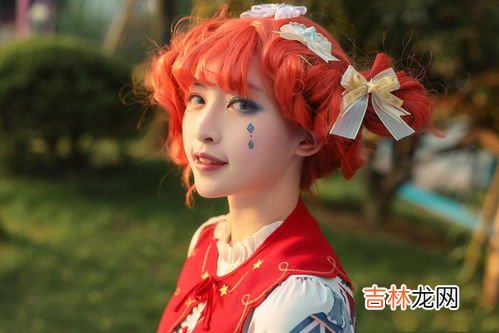小丑女妆容教程,同样是COS小丑女，为何关晓彤和Angelababy差别这么大？