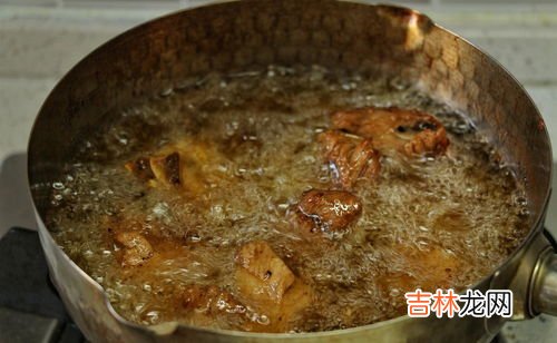 芋头是煮还是蒸,芋头煮还是蒸比较好