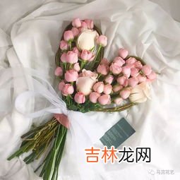 紫玫瑰花语,紫色玫瑰的花语是什么意思