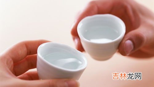 白酒半斤是几两,10ml白酒是几两?