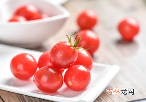 小西红柿和大西红柿的区别,有人认为小番茄价格贵,自然营养价值更高,小番茄真比大西红柿更有营养吗?