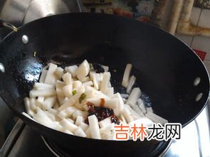 素炒白萝卜,素炒白萝卜丝怎么炒好吃？