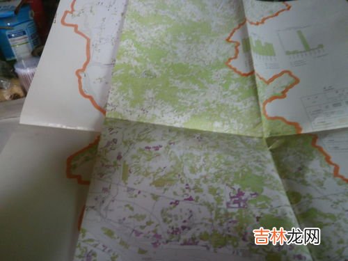 8开纸大还是4开大,８开纸大还是４开纸大？
