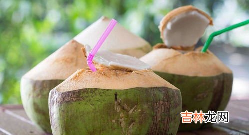 椰子怎么喝里面的水,椰子怎么能喝到里面的汁液