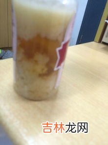 蜂蜜变酸还能喝吗,蜂蜜酸了还能吃吗 蜂蜜酸了还可以吃吗