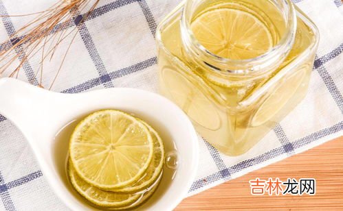 蜂蜜变酸还能喝吗,蜂蜜酸了还能吃吗 蜂蜜酸了还可以吃吗