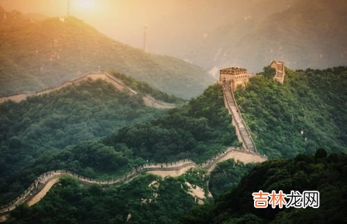 长城是啥时候被列入世界文化遗产的,长城列入世界文化遗产名录是在哪年哪月哪天？