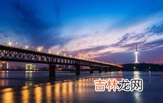 武汉长江大桥是哪一年修建的,武汉长江大桥是哪一年兴建的?
