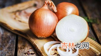 白洋葱和黄洋葱的区别有哪些,洋葱有哪几种有什么区别?什么样的辣和不辣