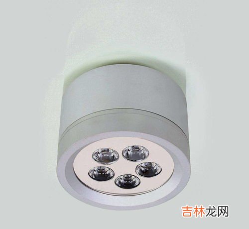 筒灯和射灯的区别是什么,筒灯和射灯的区别在哪里