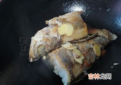 煮鱼需要的配料,炖鱼应该放什么作料？