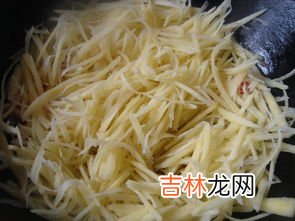 洋葱炒土豆丝的危害,洋葱和土豆一起烧有毒吗