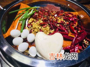 买的火锅底料直接煮吗,买的火锅底料直接煮还是炒一下