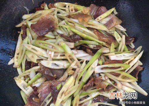 笋炒腊肉的做法,冬笋炒腊肉怎样做才最好吃？