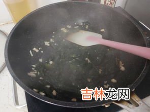 裙带菜用焯水吗,裙带菜怎么凉拌需要开水煮一下吗?
