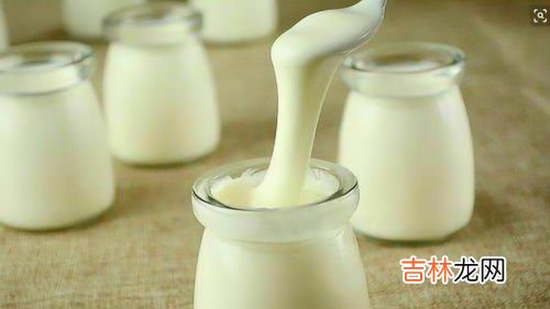 晚上不吃饭喝酸奶会胖吗,晚上不吃饭，喝酸奶会胖吗