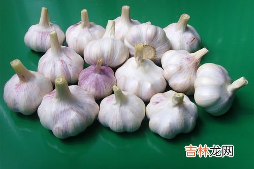 生吃大蒜有什么好处和坏处,吃大蒜有什么好处和坏处