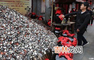 西安摔碗酒在哪里,网红景点所在的永兴坊以前曾经是鬼市吗?