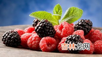 桑葚长毛了还能吃吗,桑葚上在冰箱内天就长放了一白色的毛毛,请问还能吃吗?