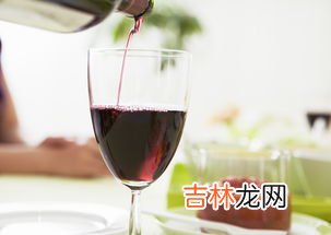 一杯红酒几小时查不出来,喝一杯红酒抽血多久后查不出酒驾？