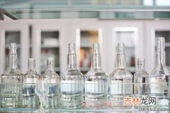 1小口白酒几小时吹不出来,抿一小口白酒酒驾能查出吗