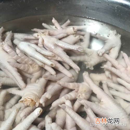 盐焗鸡爪正宗制作及配料,盐h鸡爪什么配料呢？