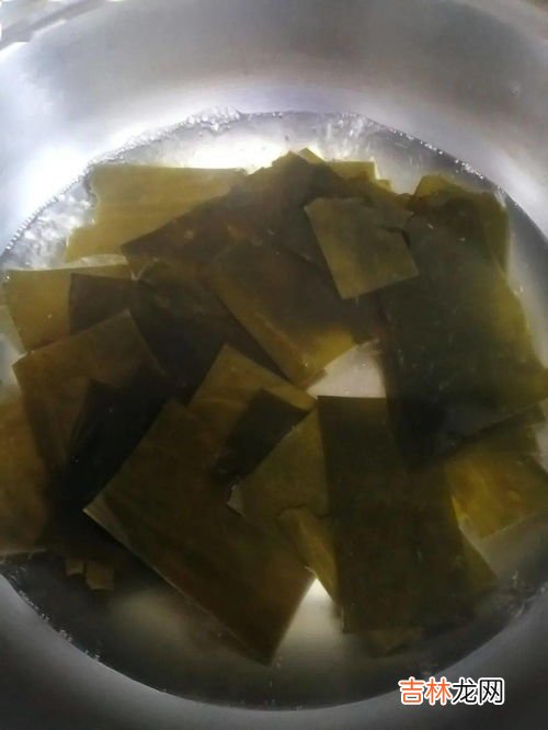 蟹味菇不焯水会有毒吗,海鲜菇不焯水可以吃吗?
