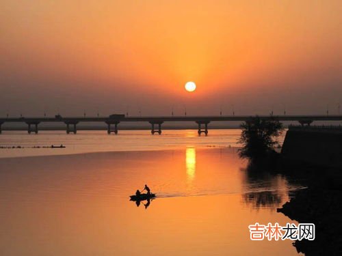 黄河分界点在哪里,请问黄河中游与下游的分界点在哪里？