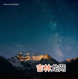 星星和月亮哪个大,夜晚的星星和月亮哪一个大?