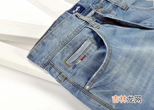 牛仔裤最先是干嘛用的,牛仔裤是谁发明的？从什么时候风靡世界的？你先后它的出现吗？