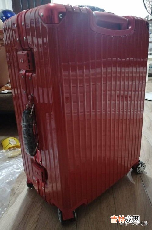 国内登机行李箱的尺寸要求,国内飞机行李箱尺寸要求和重量