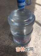 大桶矿泉水多少升一桶,一桶矿泉水是多少升