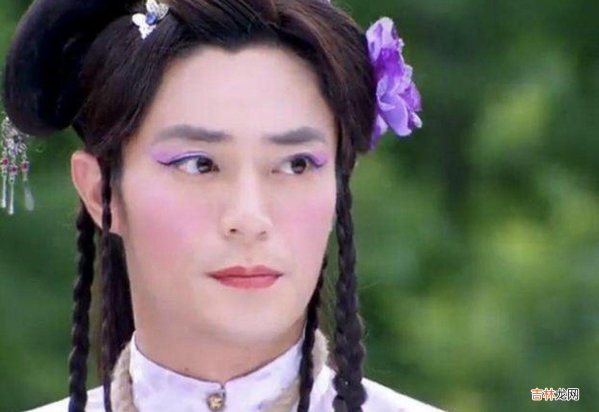 男装 舍不得眼线假睫毛，就别硬演女扮男装了，这5位反串才叫尊重观众