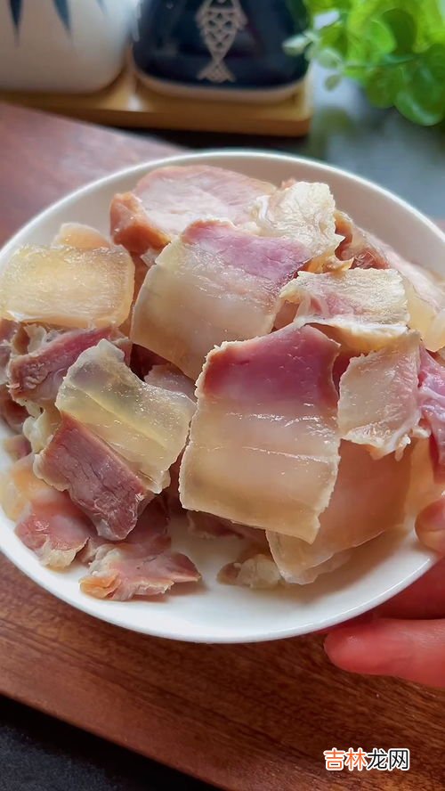 腊肉腌了几天有味道是坏了吗,为什么腊肉闻起来有股臭臭的味道？