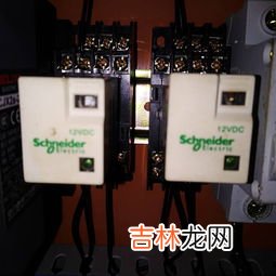 电闸往上是开还是往下,请问电闸往上是开还是关?