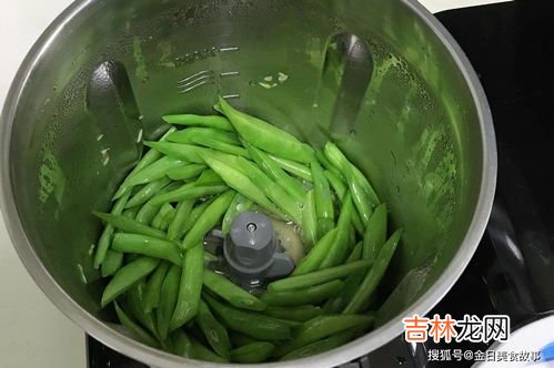 清炒四季豆焯水几分钟,四季豆焯水要焯几分钟