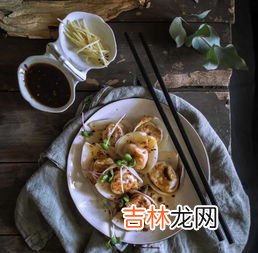 吃完饭筷子横放还是竖放,吃完饭后筷子应该放在哪儿?
