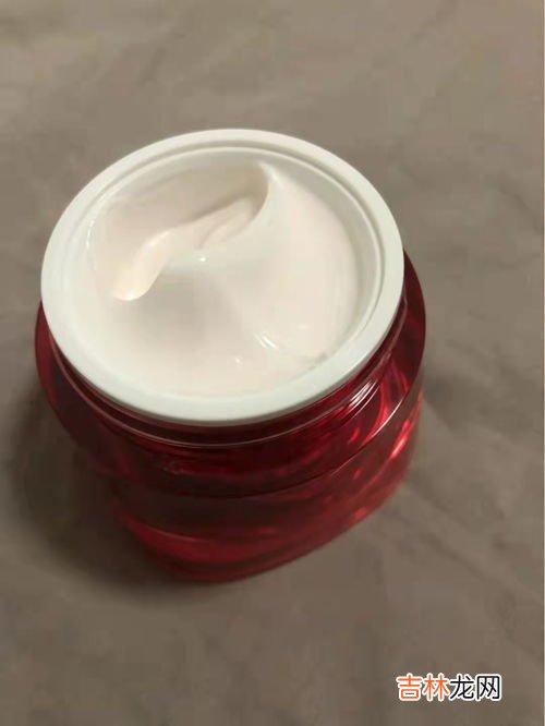 日霜晚上可以用吗,大宝美容日霜晚上可以用么