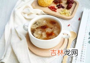 白木耳和银耳的区别,黑木耳和银耳的药用价值有什么区别？