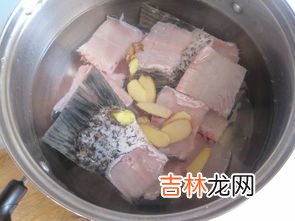 鱼冻的熬制方法,怎么熬鱼冻