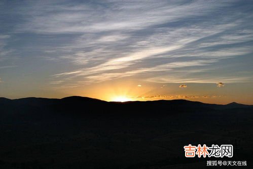 日出方向,南北半球的日出方向各是什么